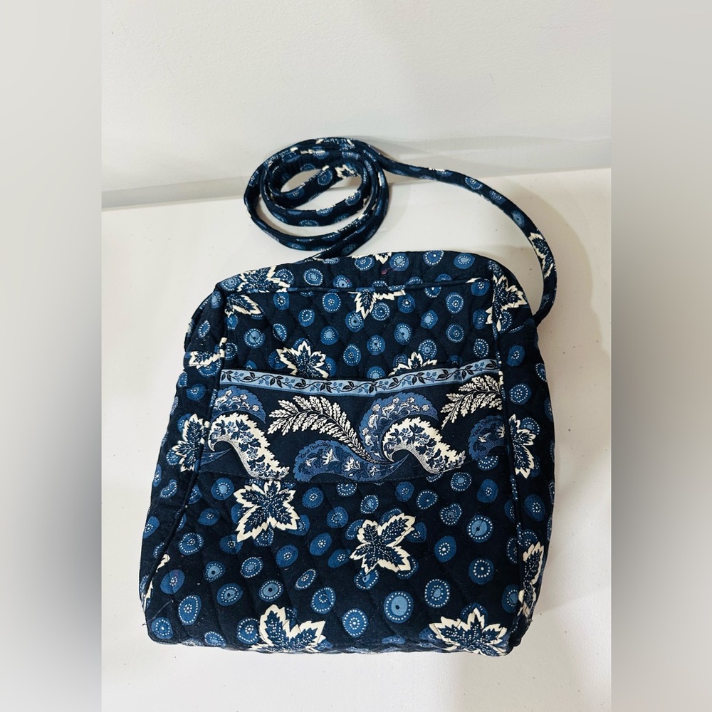 Vera Bradley Bag Purse Blue Leaf Floral
